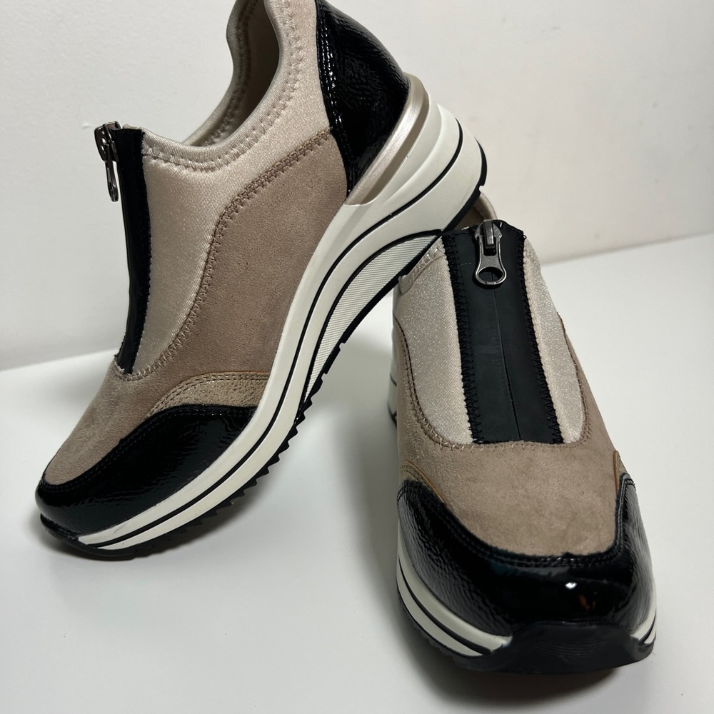 Remonte Soft Wedge Sneakers Front Zip Black Patent Beige Suede Size 36 US 6 - Picture 2 of 16